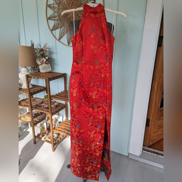 Vintage Red Cheongsam Dress - Picture 2 of 10